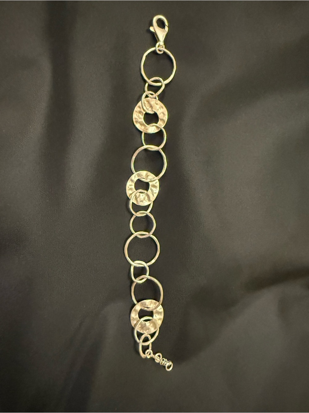 Silpada Gold Hammered Circle Link Bracelet